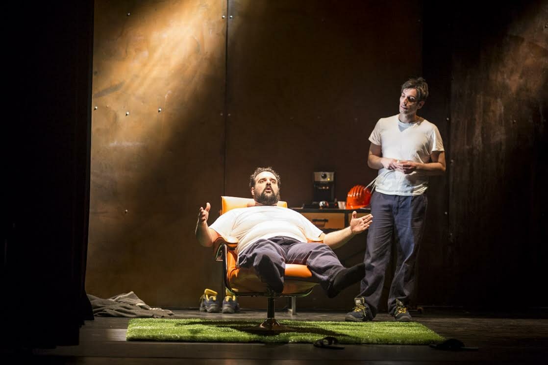 Gaetano Colella e Andrea Simonetti in "Capatosta"
