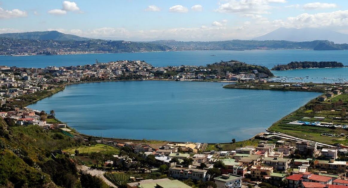 Lago Miseno