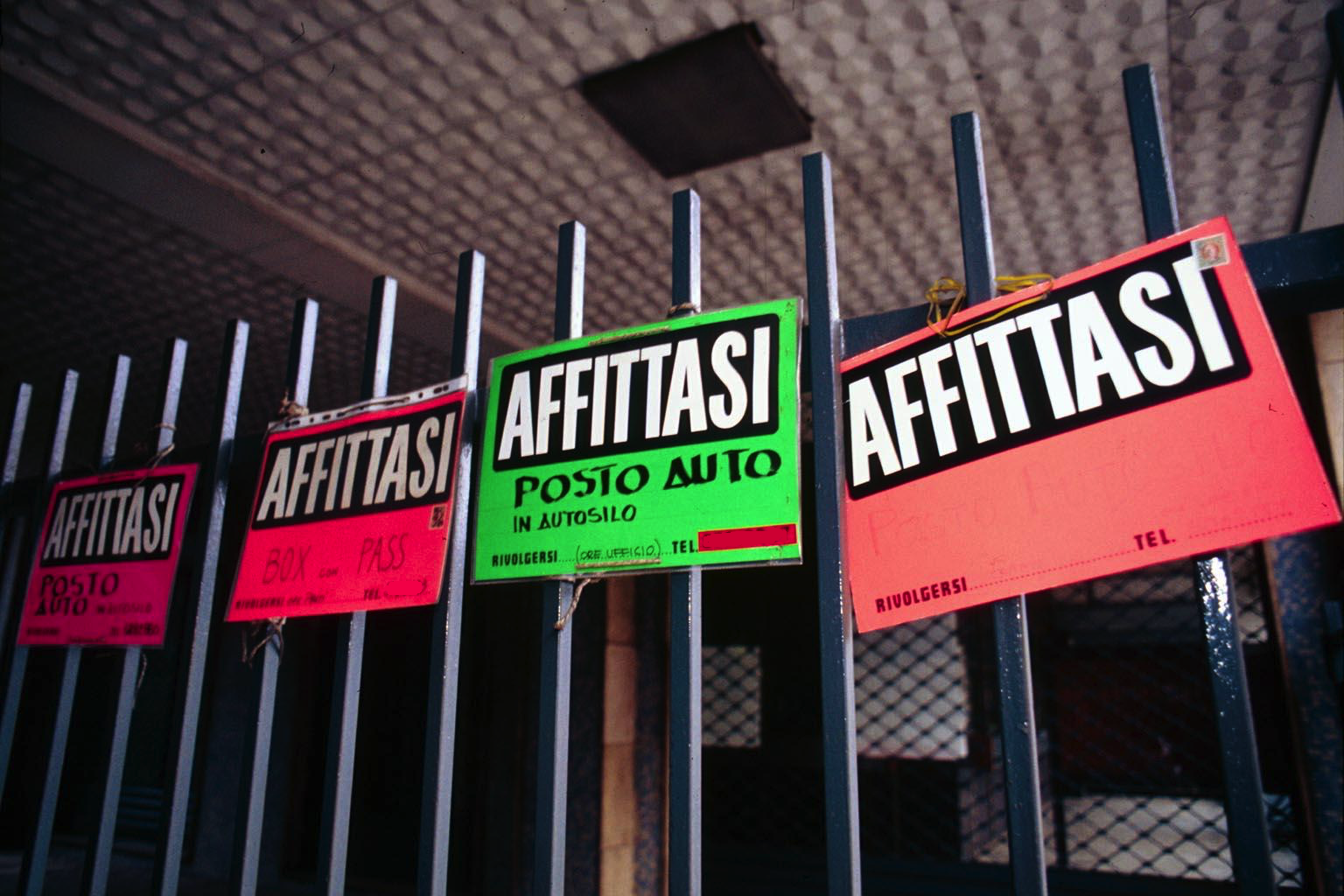 affittasi box auto