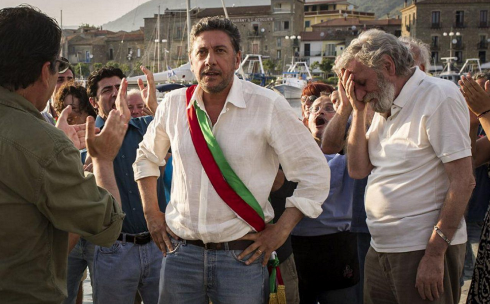 Sergio Castellitto in "Il Sindaco Pescatore"