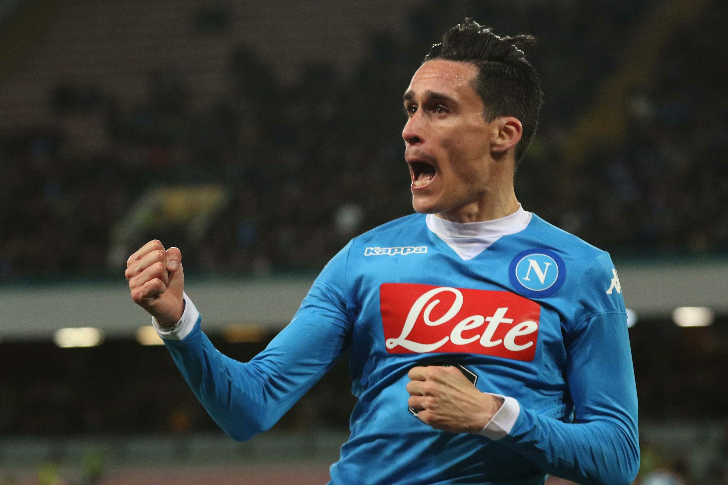 Il terzo gol è un'azione magistrale degli azzurri che si conclude con la rete di Callejon